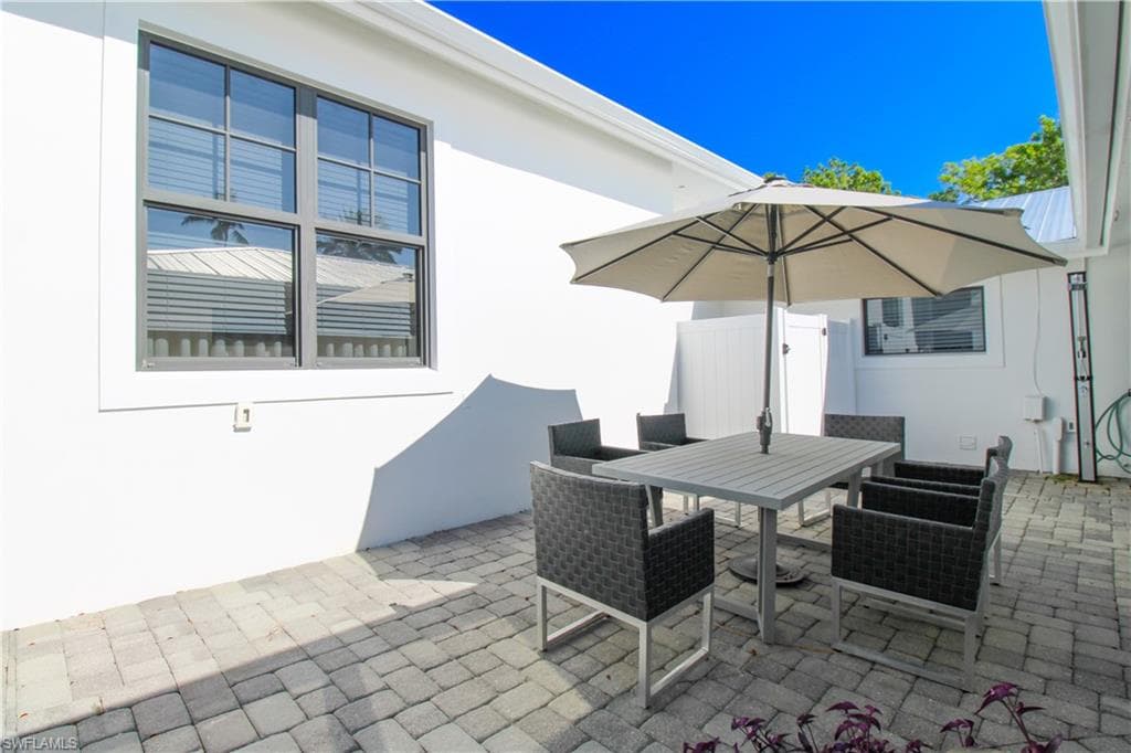 1555 Crayton RD-42