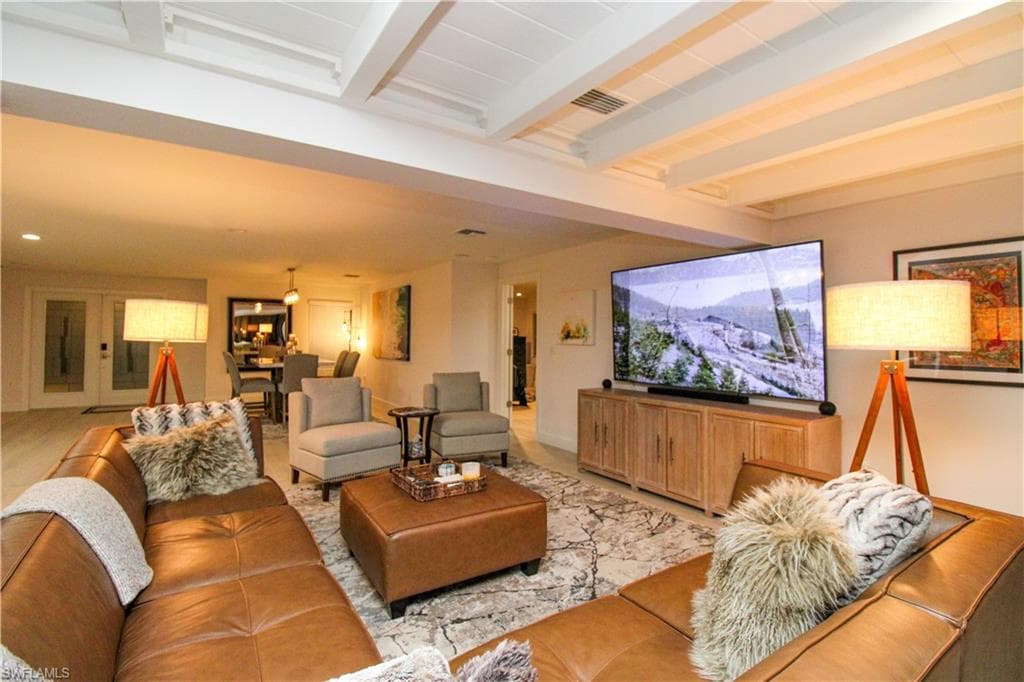 1555 Crayton RD-12