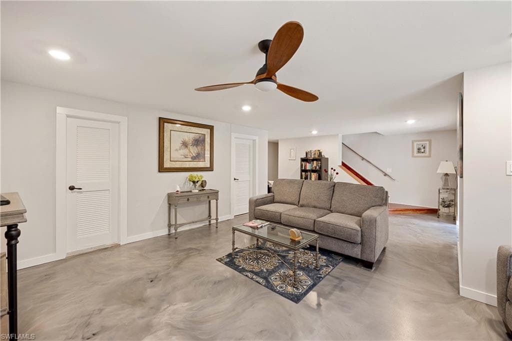 9395 Pennsylvania AVE 3-27