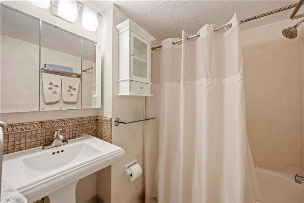 9395 Pennsylvania AVE 3-18