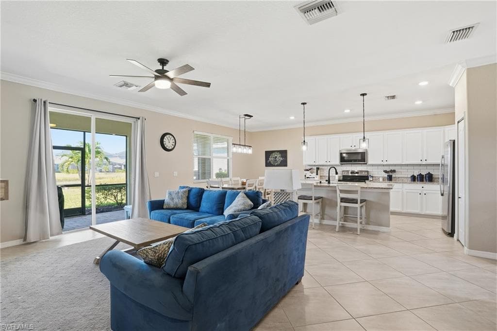 2169 Clementine ST-8