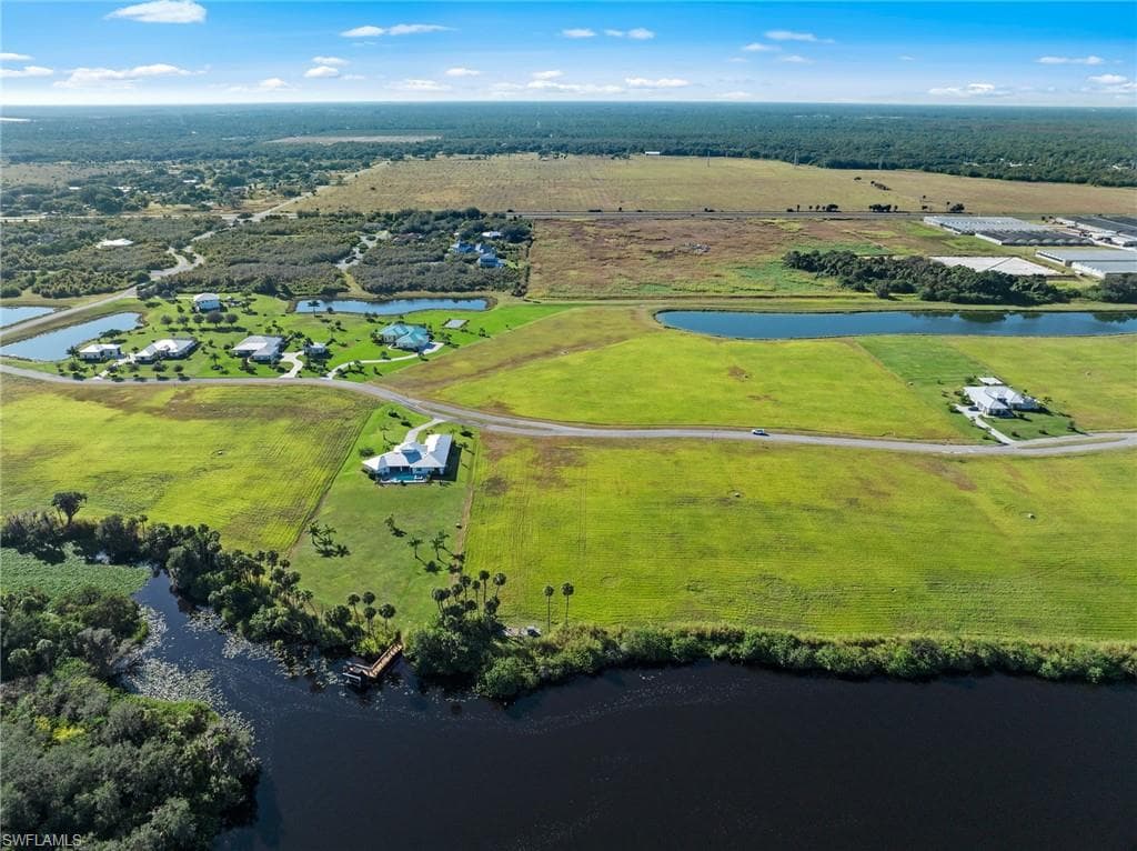 22821 Yellow Button LN-11