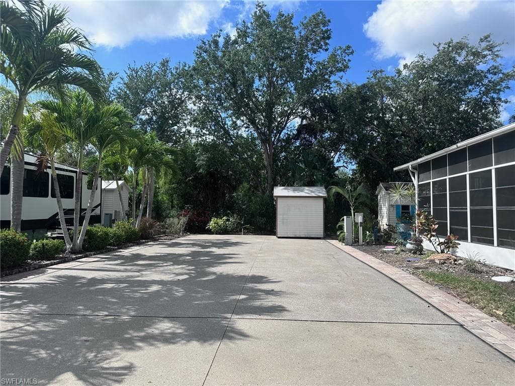 1602 Diamond Lake CIR-3