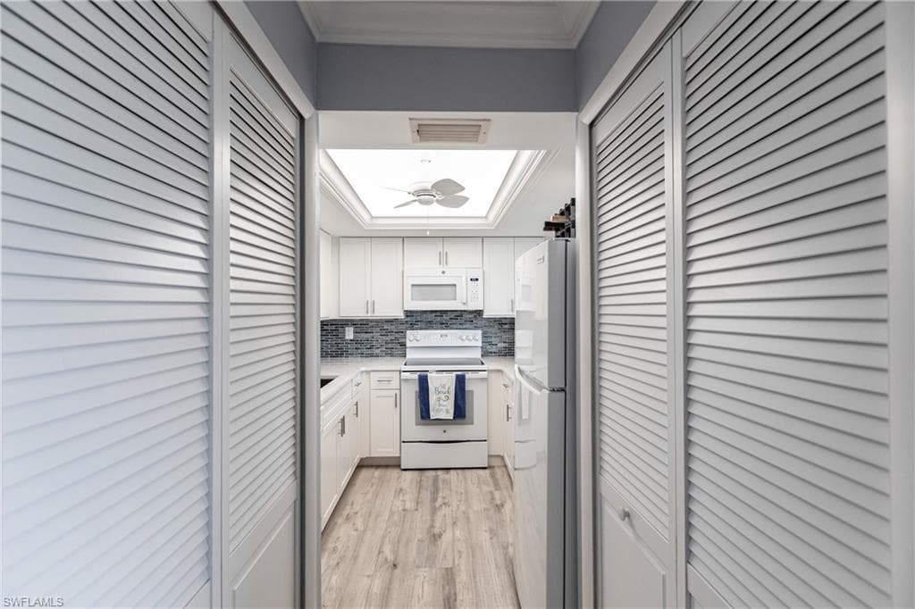 7156 Blanquilla CT 10-14