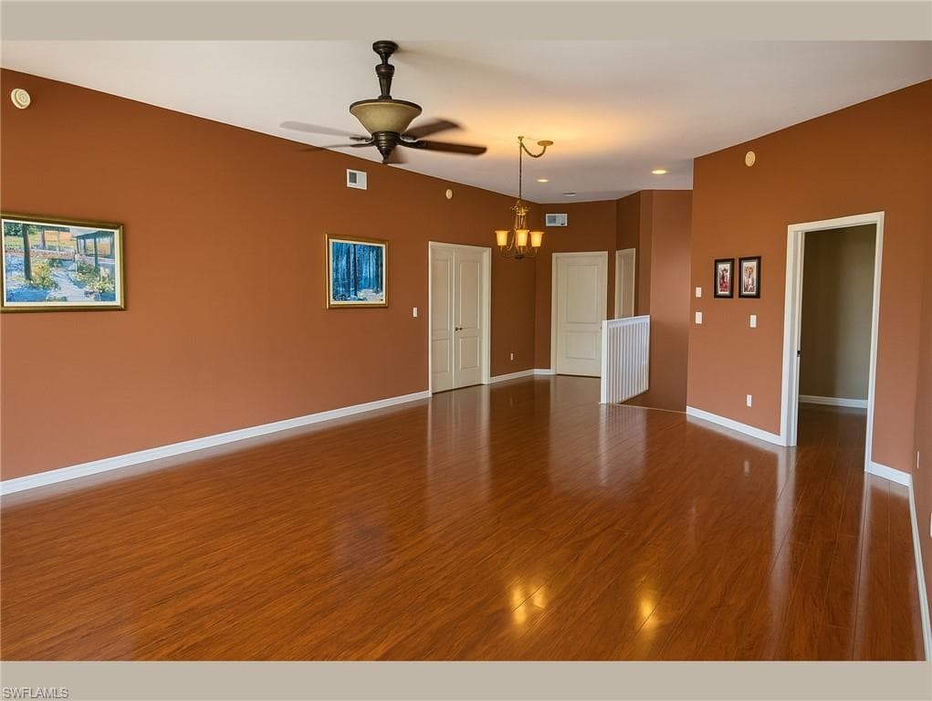 9208 Calle Arragon AVE 202-8