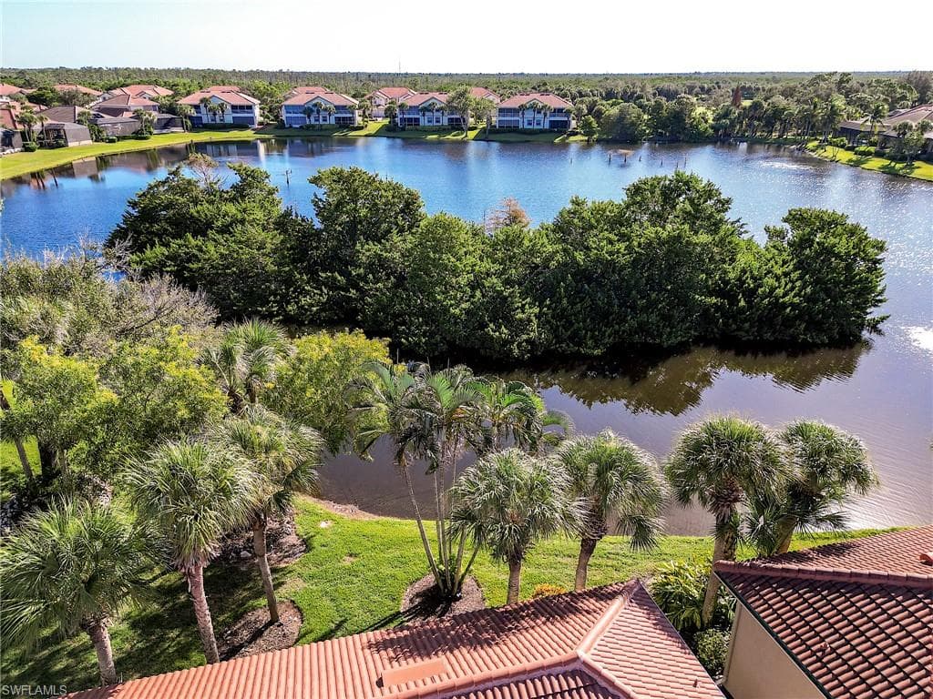 8920 Crown Colony BLVD-3