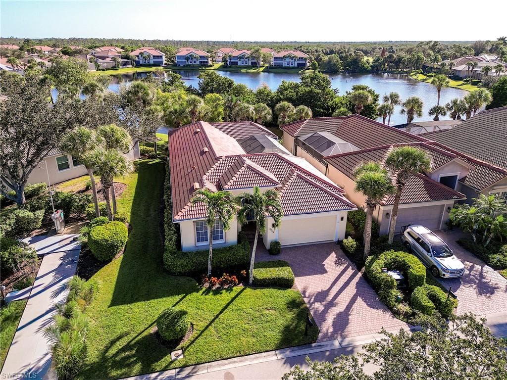 8920 Crown Colony BLVD-1