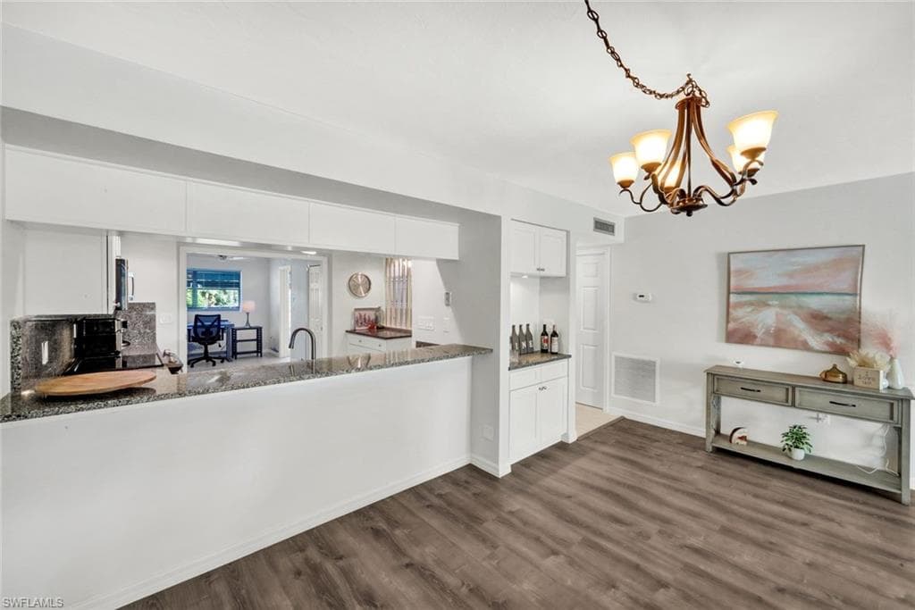 16478 Timberlakes DR 103-14