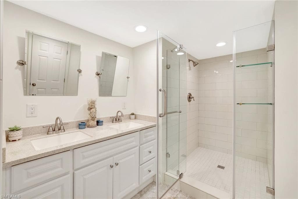 340 Horse Creek DR 207-17