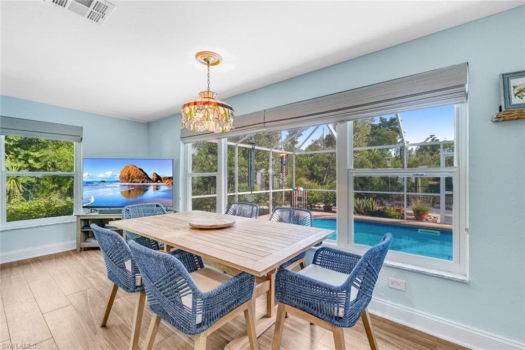 1076 Captains Walk ST-7