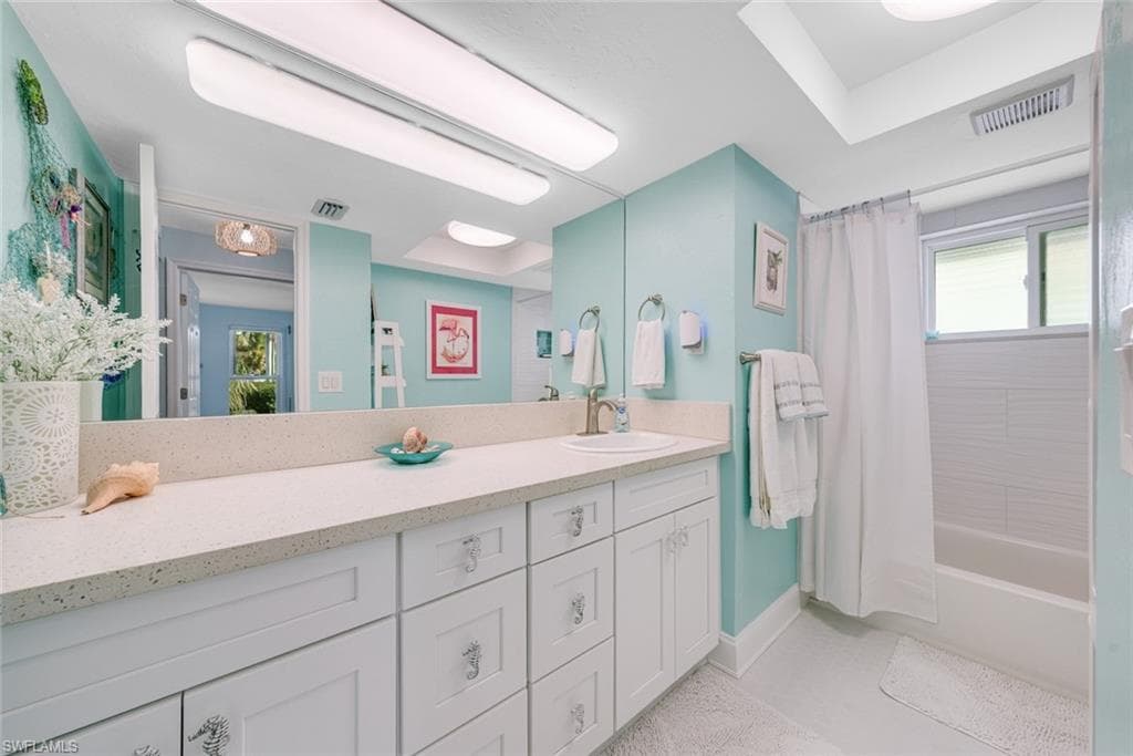 1076 Captains Walk ST-36