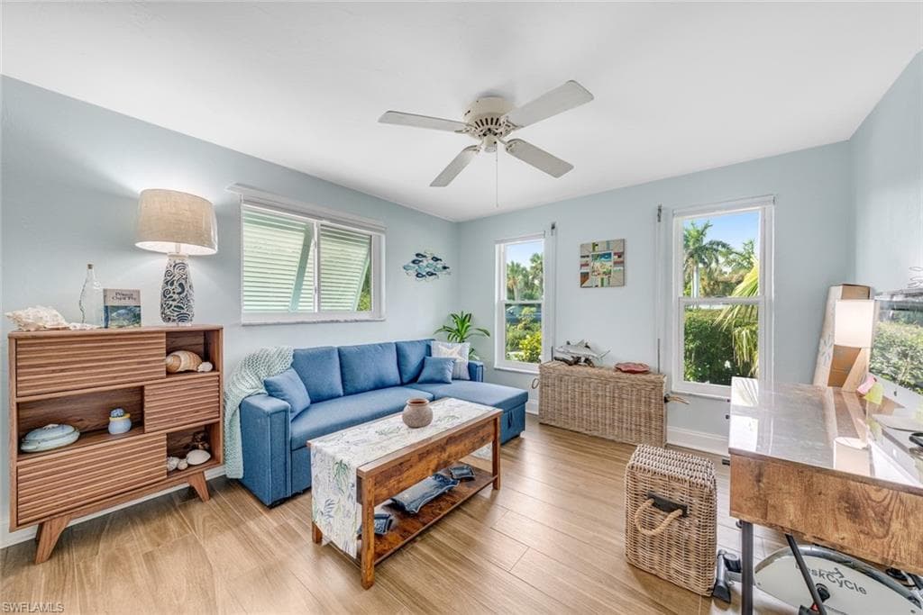 1076 Captains Walk ST-34