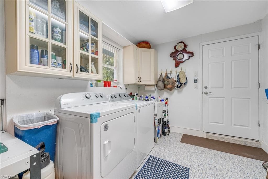 1076 Captains Walk ST-48