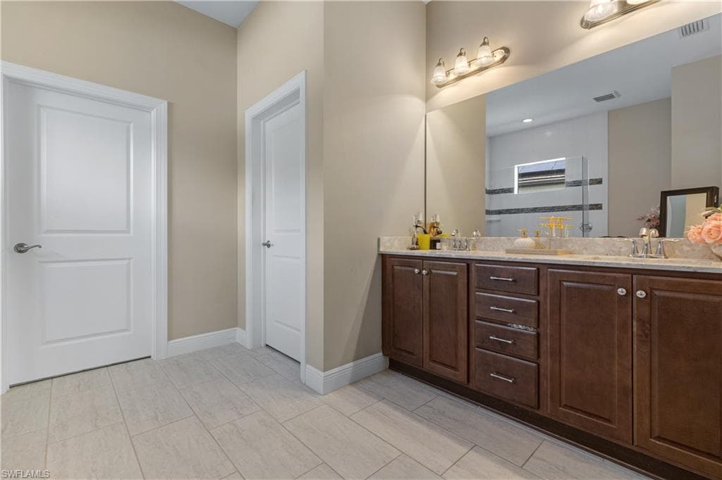 11546 Onyx CIR-23