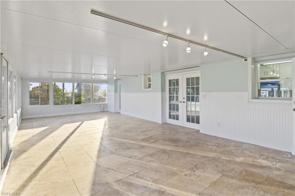 2631 Bayshore DR-12