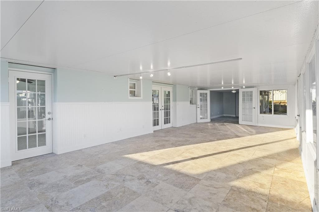 2631 Bayshore DR-10