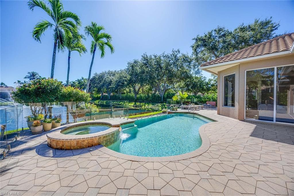 8752 Muirfield DR-36