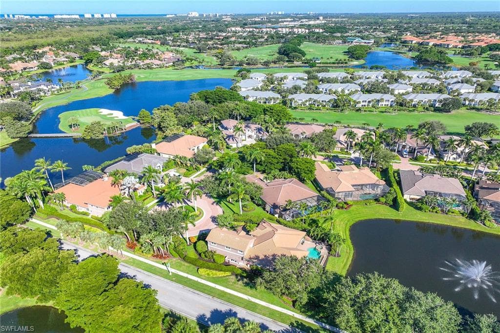 8752 Muirfield DR-38