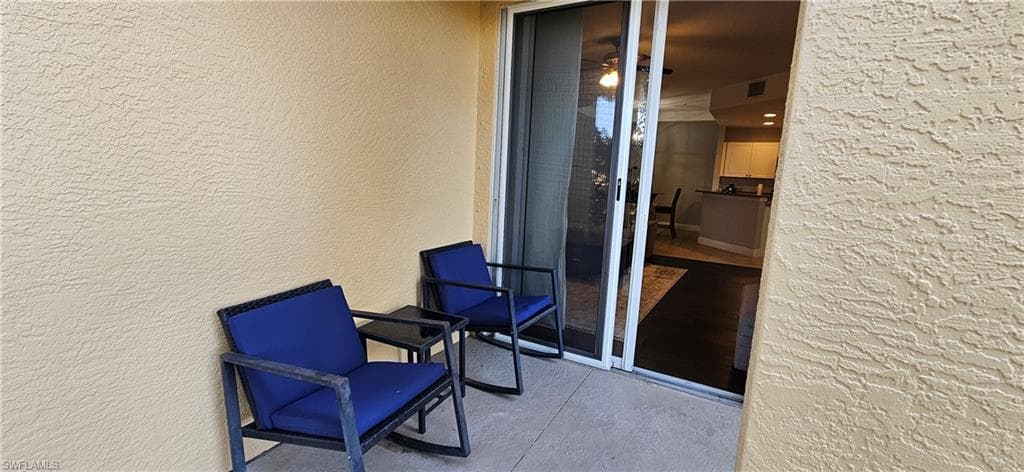 1502 SW 50th ST 104-15