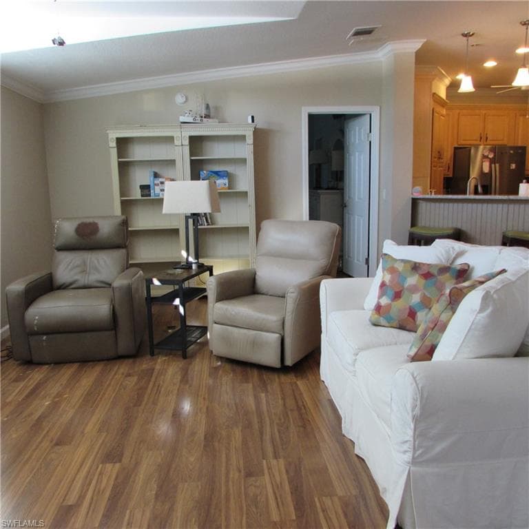 5371 Blue Crab CIR 1-13