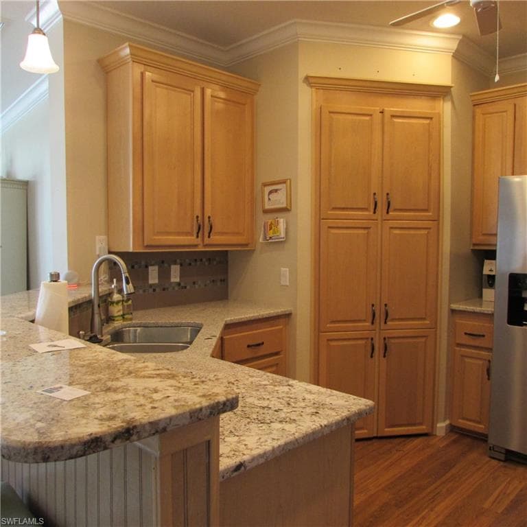 5371 Blue Crab CIR 1-12