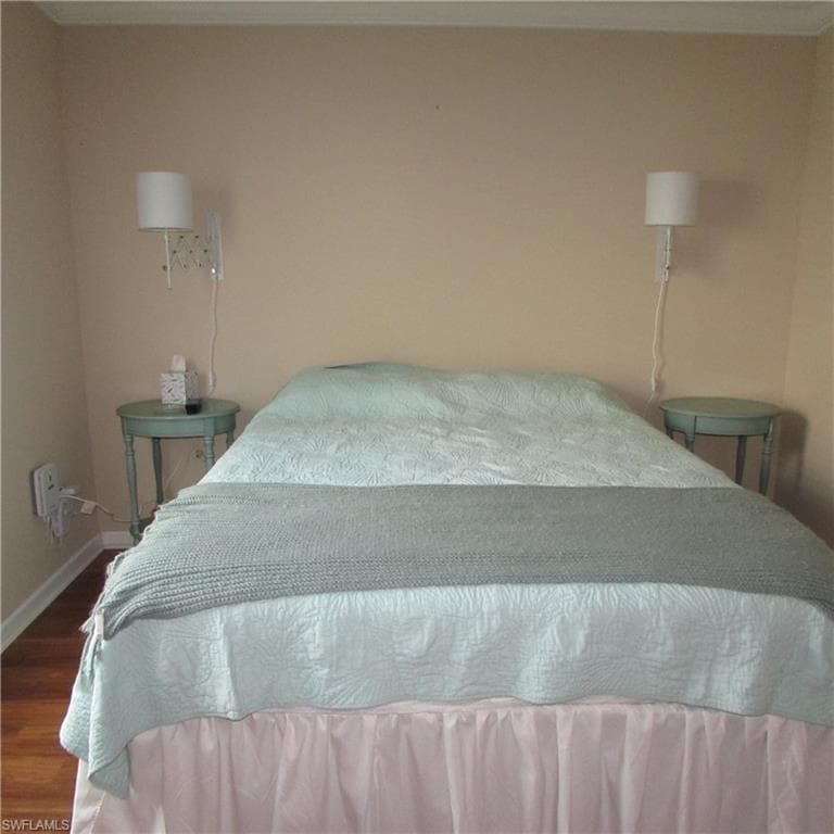 5371 Blue Crab CIR 1-15