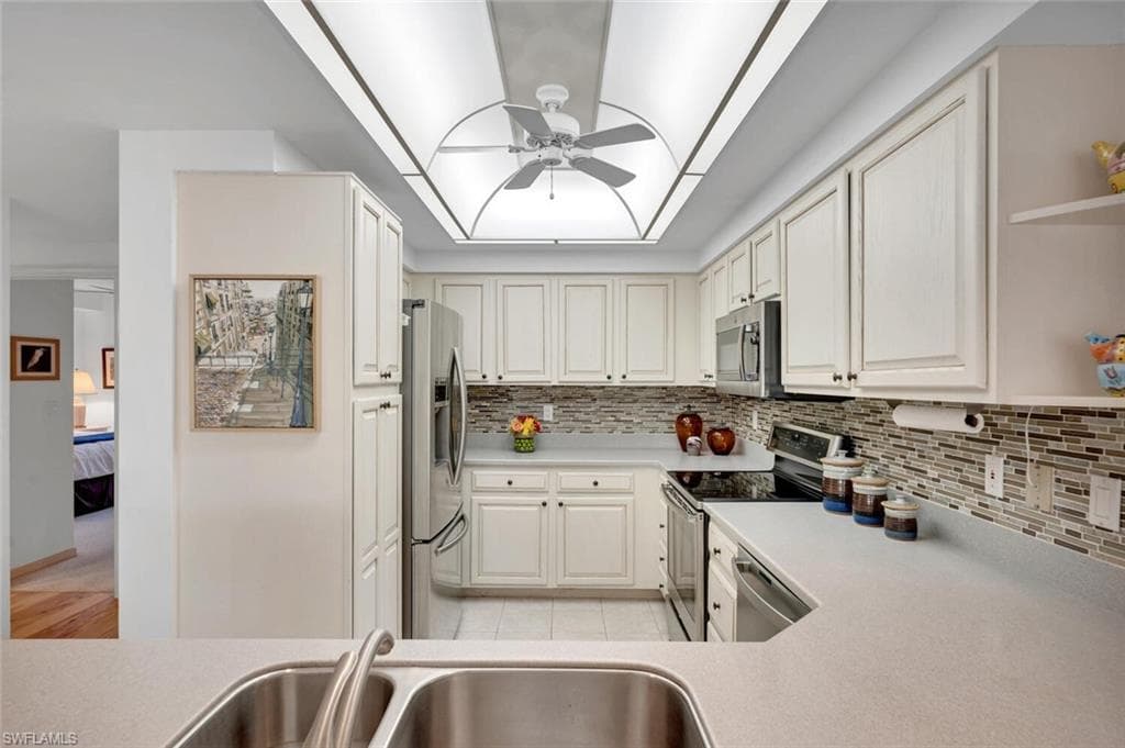 26881 Wedgewood DR 102-10