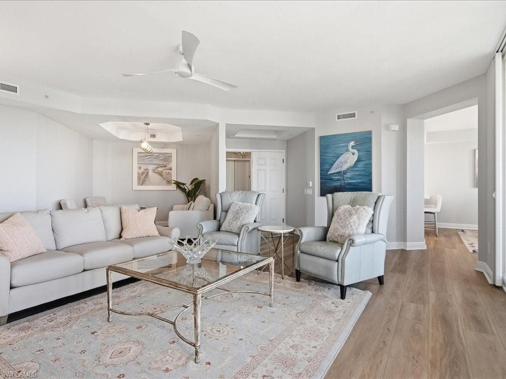 445 Cove Tower DR 704-6