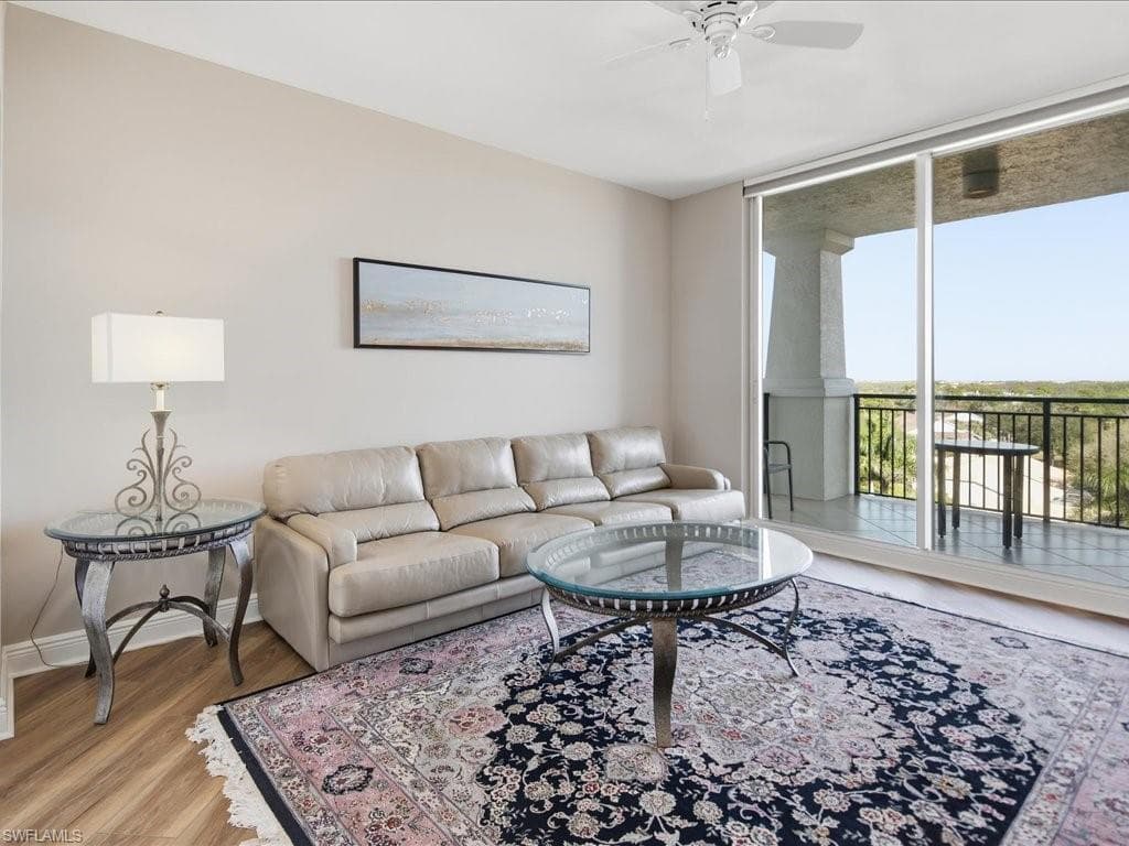 445 Cove Tower DR 704-16