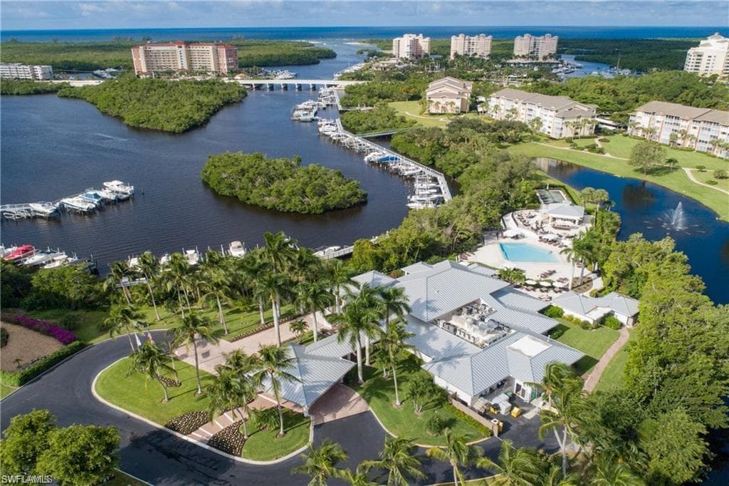 445 Cove Tower DR 704-28
