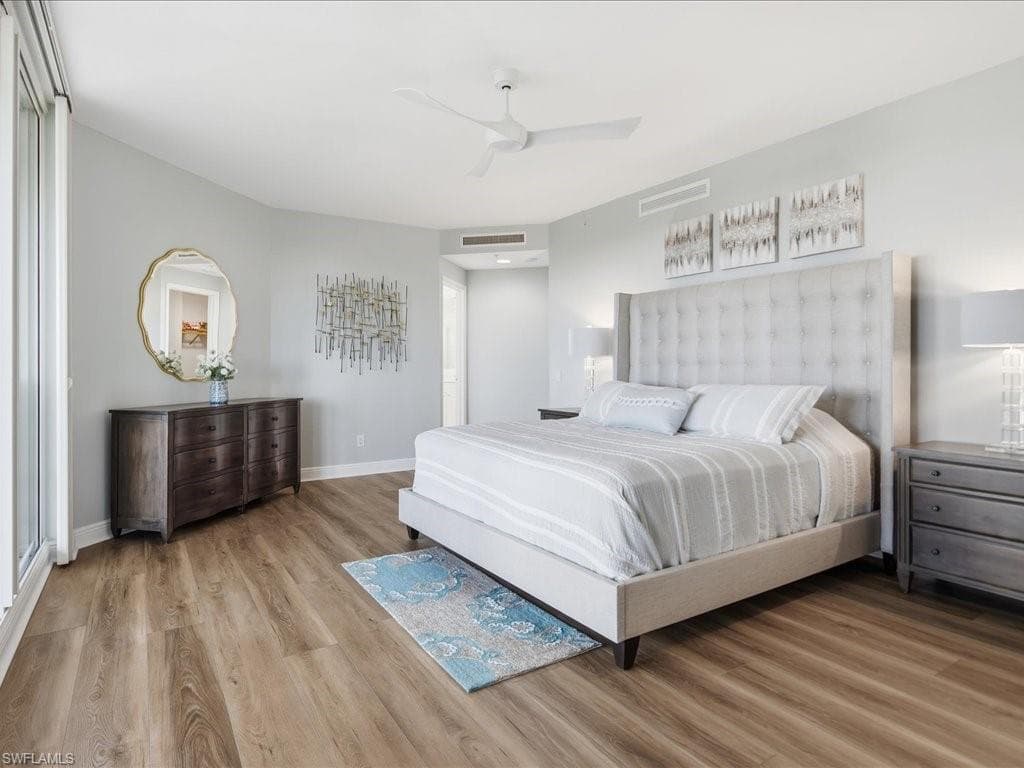 445 Cove Tower DR 704-11