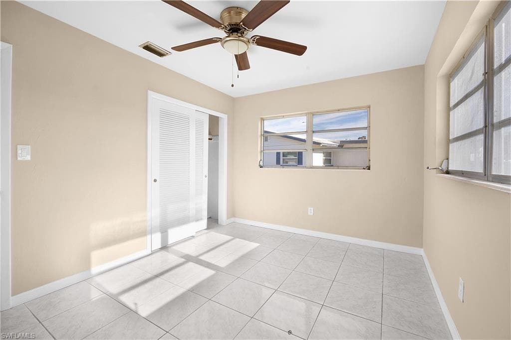 275 LAKEVIEW DR-7