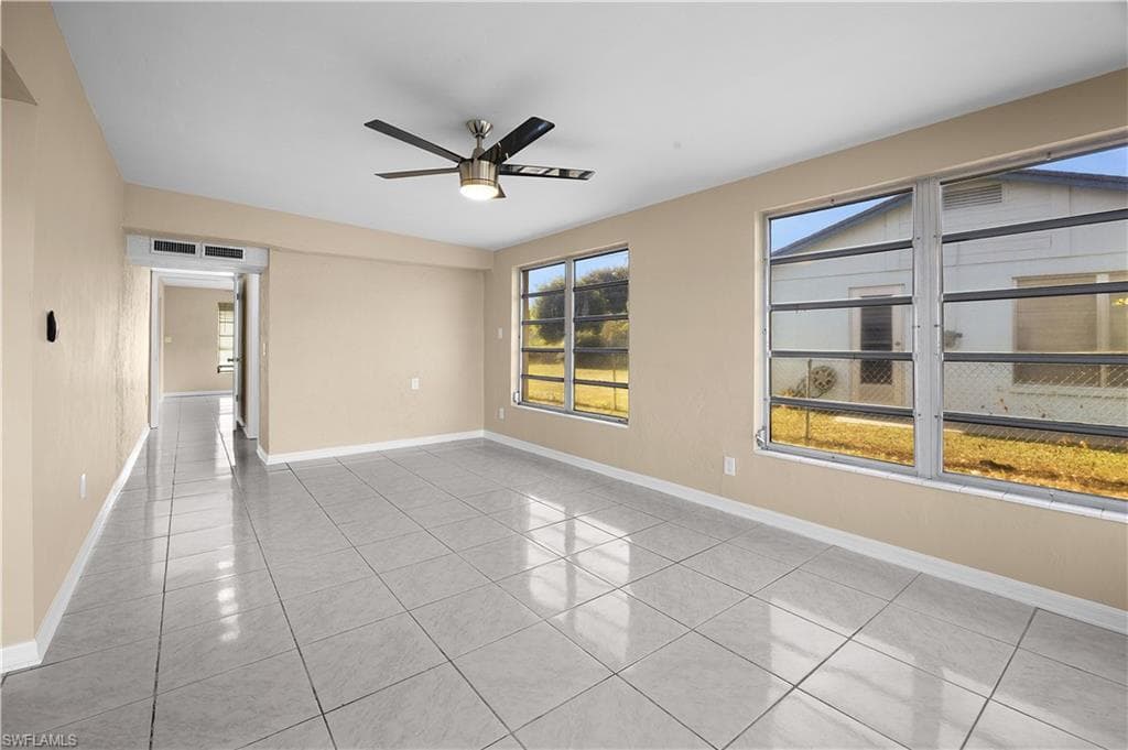 275 LAKEVIEW DR-5