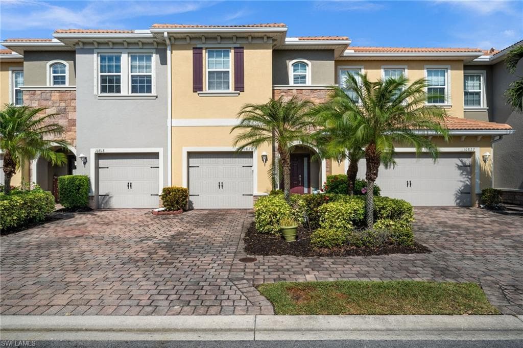 10820 Alvara WAY-6