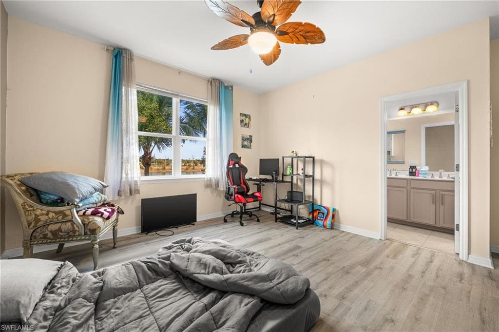 10820 Alvara WAY-20
