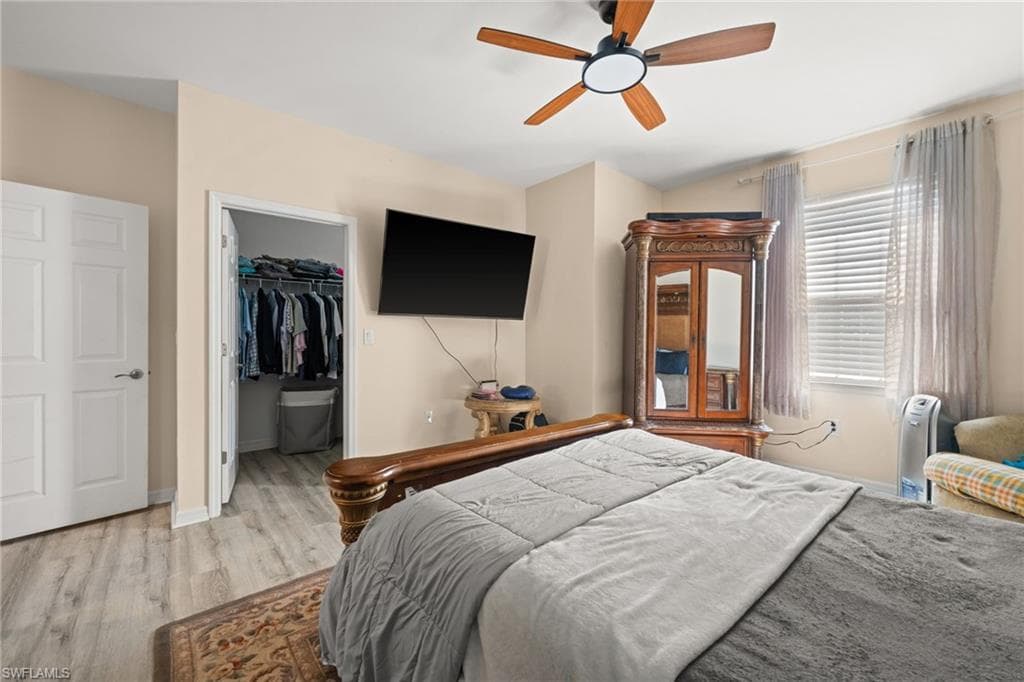 10820 Alvara WAY-15
