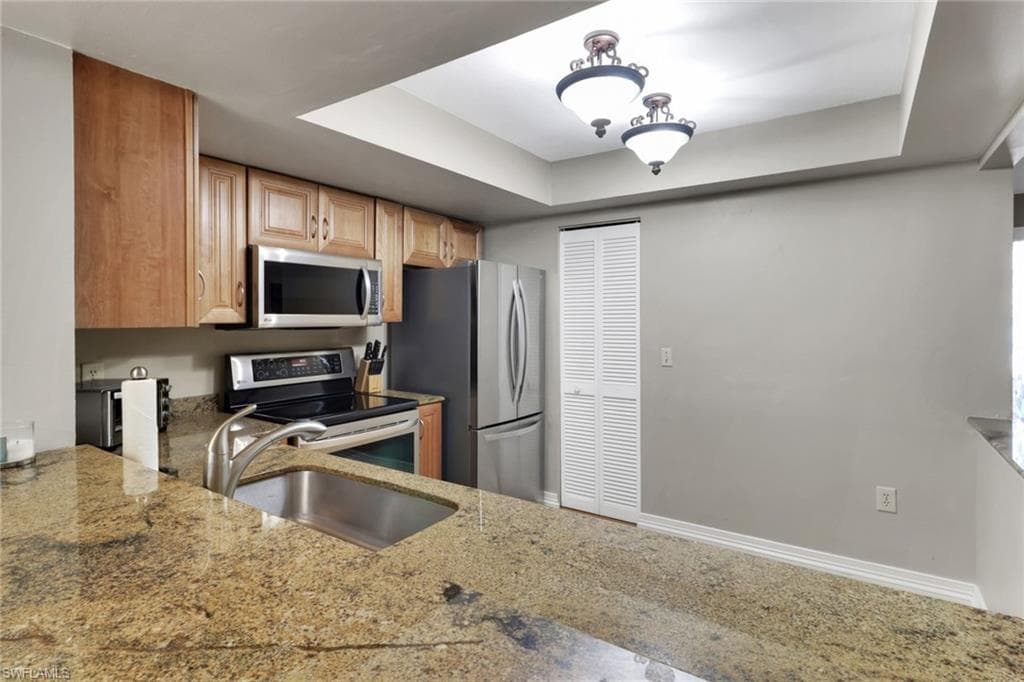 800 Meadowland DR H-6