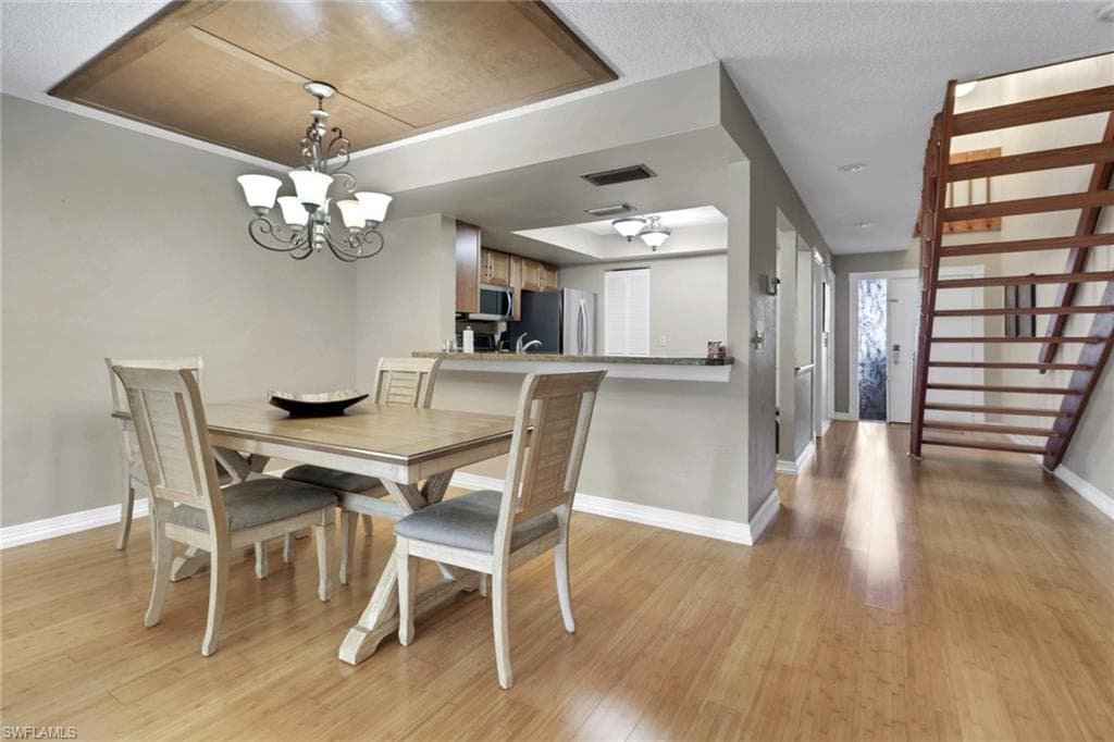 800 Meadowland DR H-7