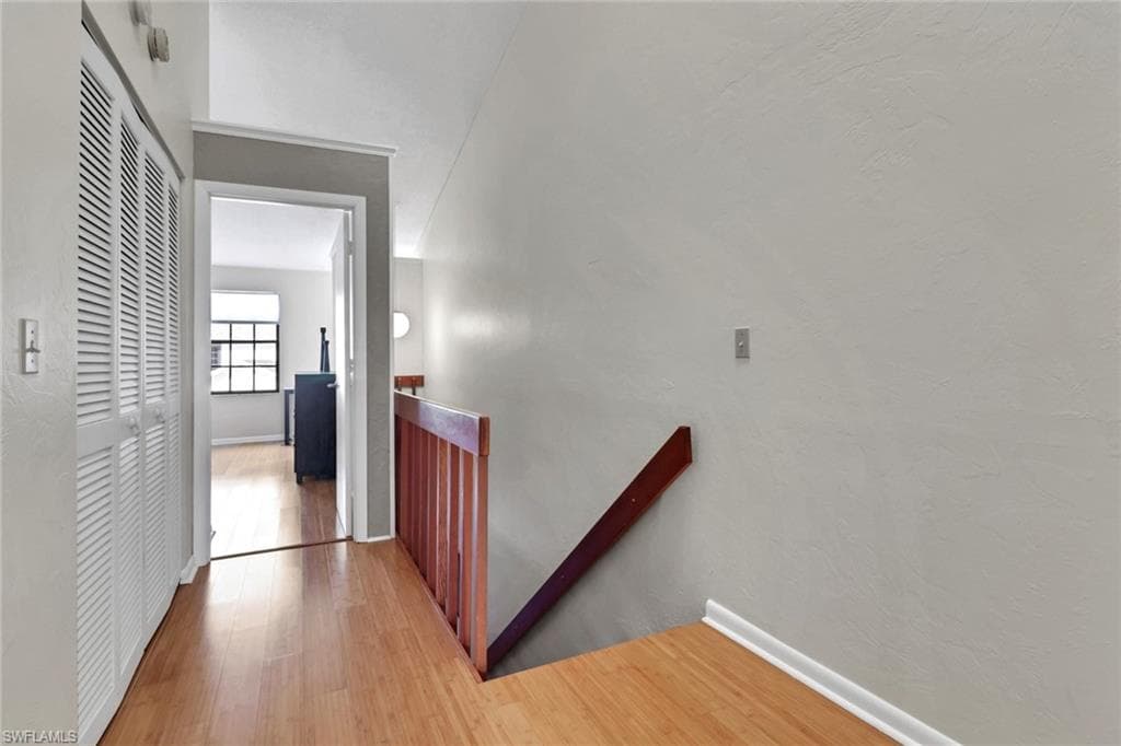 800 Meadowland DR H-8
