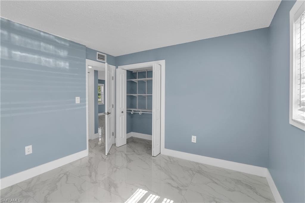 3325 Airport RD N T1-13