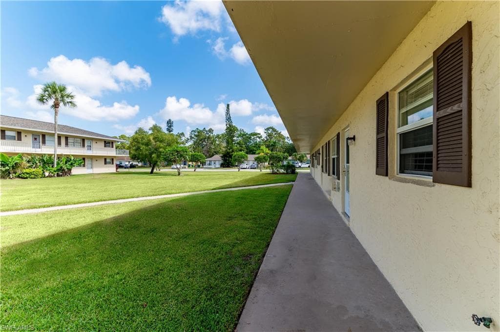 3325 Airport RD N T1-3