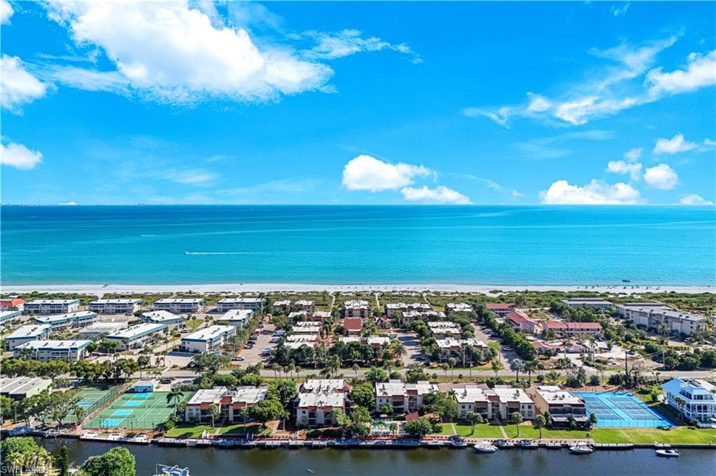 845 E Gulf DR 422-27