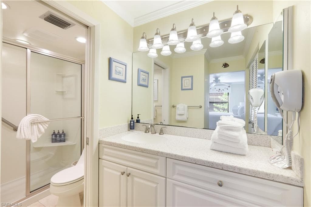 845 E Gulf DR 422-17
