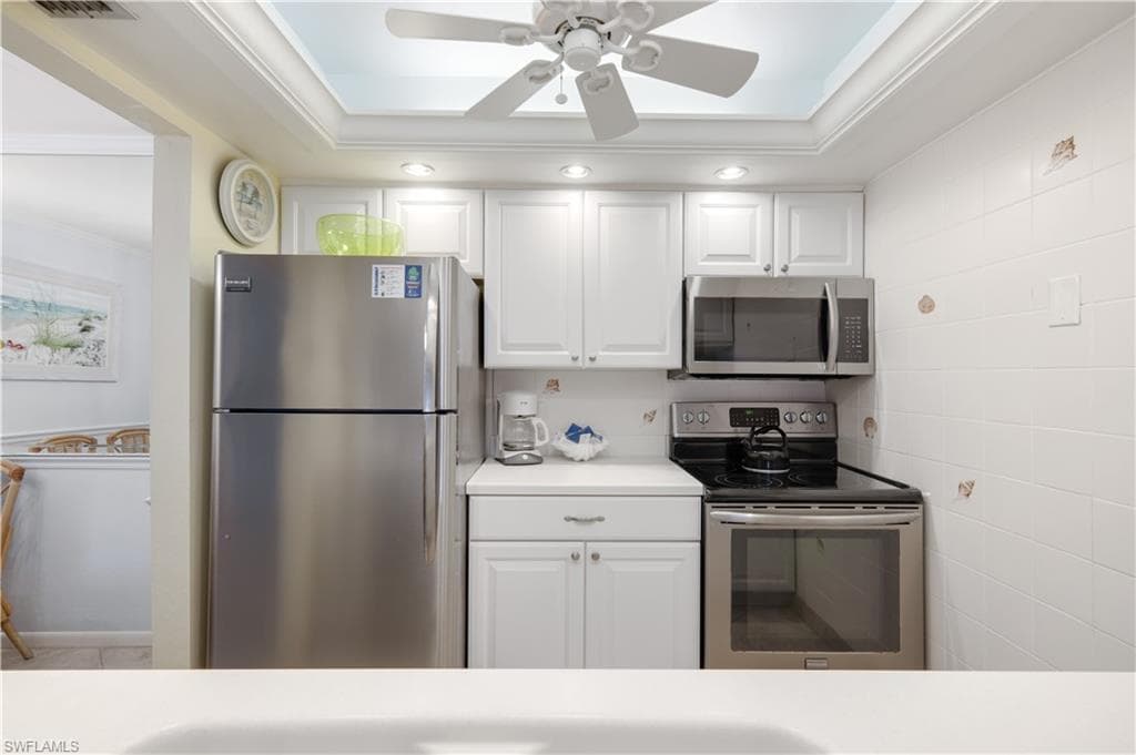 845 E Gulf DR 422-12