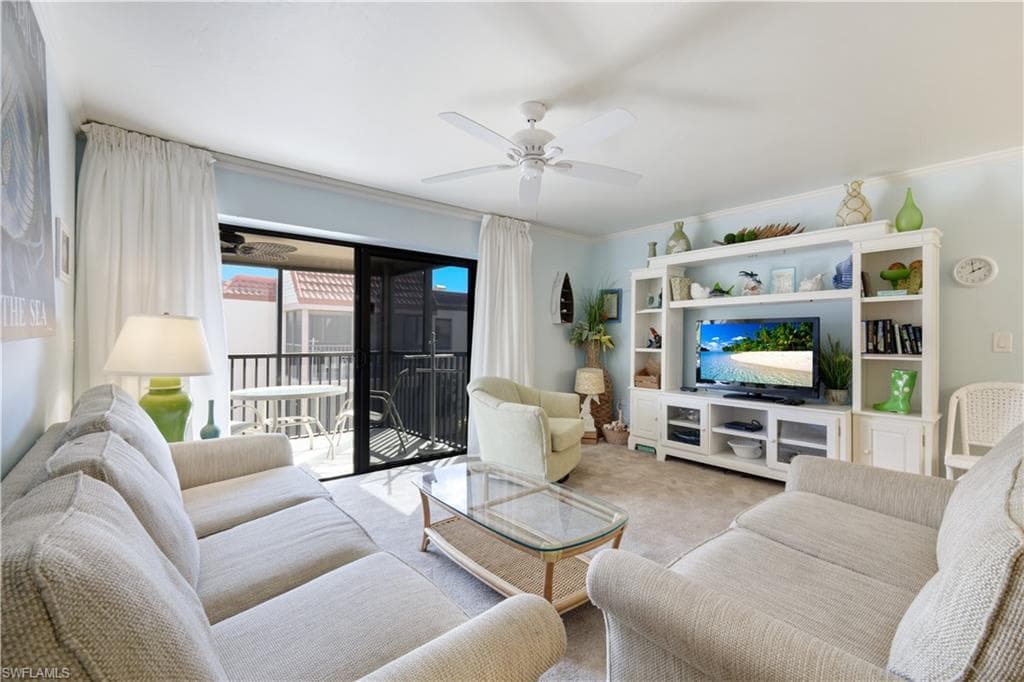 845 E Gulf DR 422-8