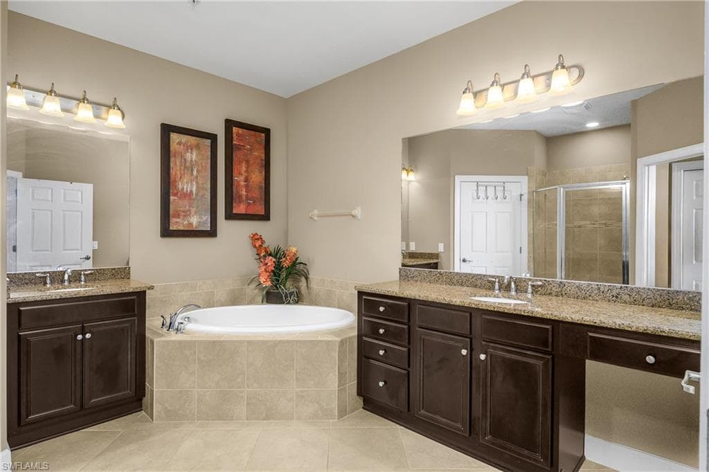 9064 Siesta Bay DR 5-102-19