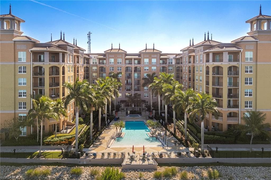 2825 Palm Beach BLVD 513-1