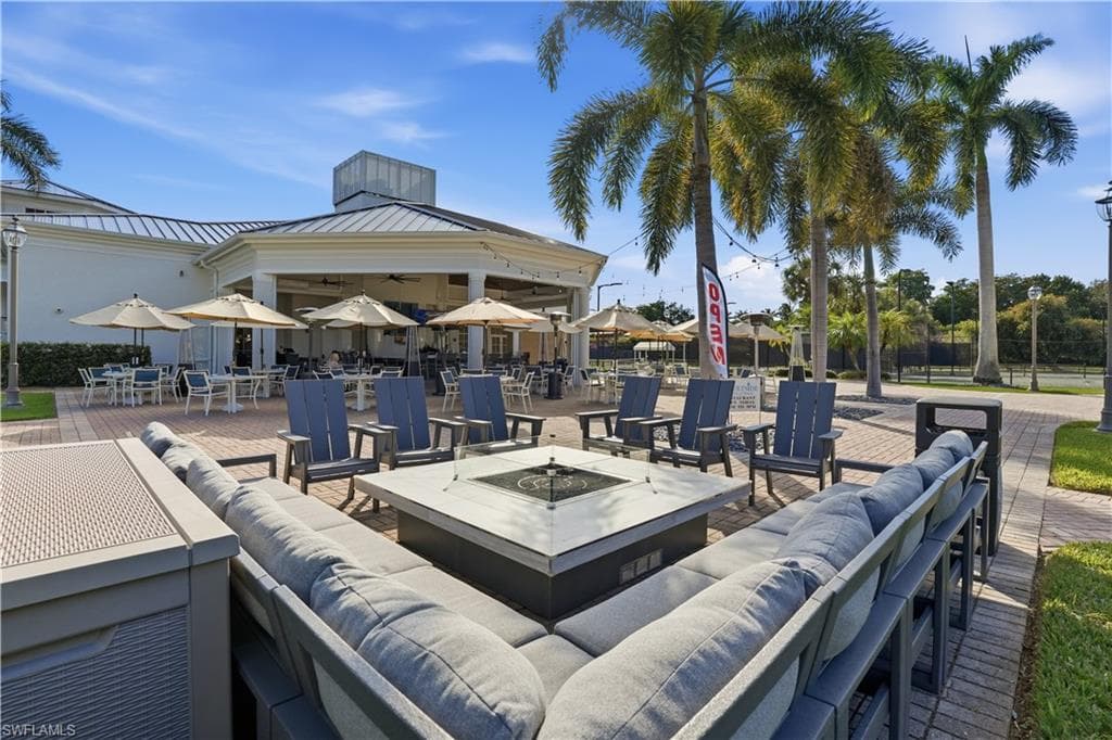 1600 Clermont DR J-302-28