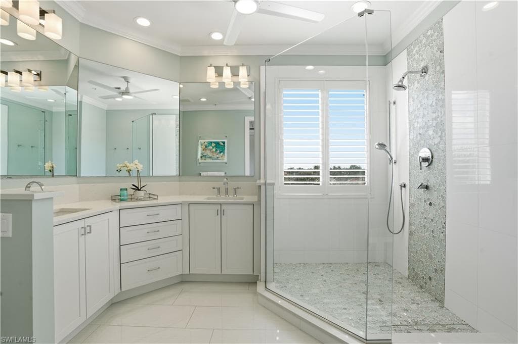 1600 Clermont DR J-302-11