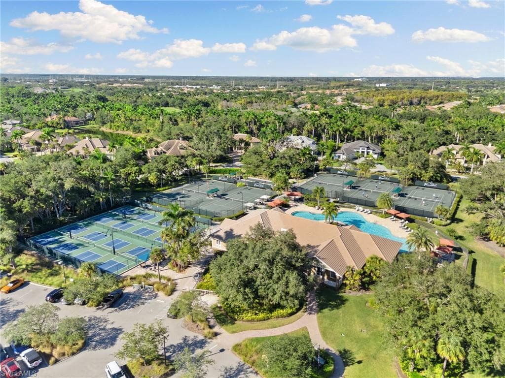 13796 Woodhaven CIR-32